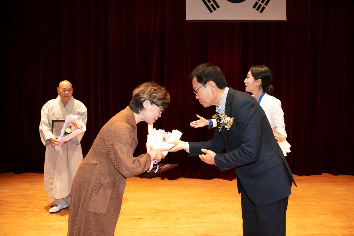 20241018-160[IMG_4425-2024 문화의 날 기념식.jpg