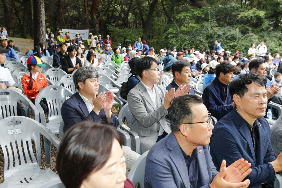 20241019-008[_P7U9044-1-2024 구미 냉산 역사탐방 숲길걷기.jpg