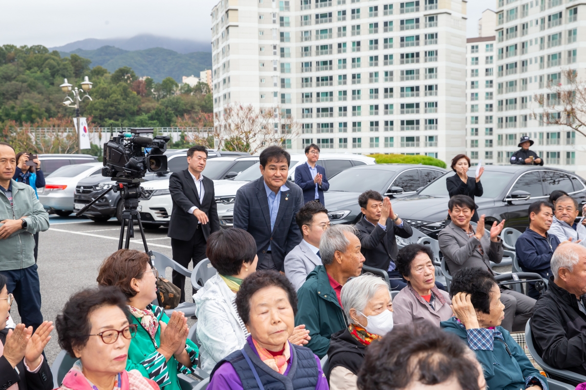 20241021-039[_P7U9253-왕산허위선생 추계향사 및 116주기 추도식.jpg