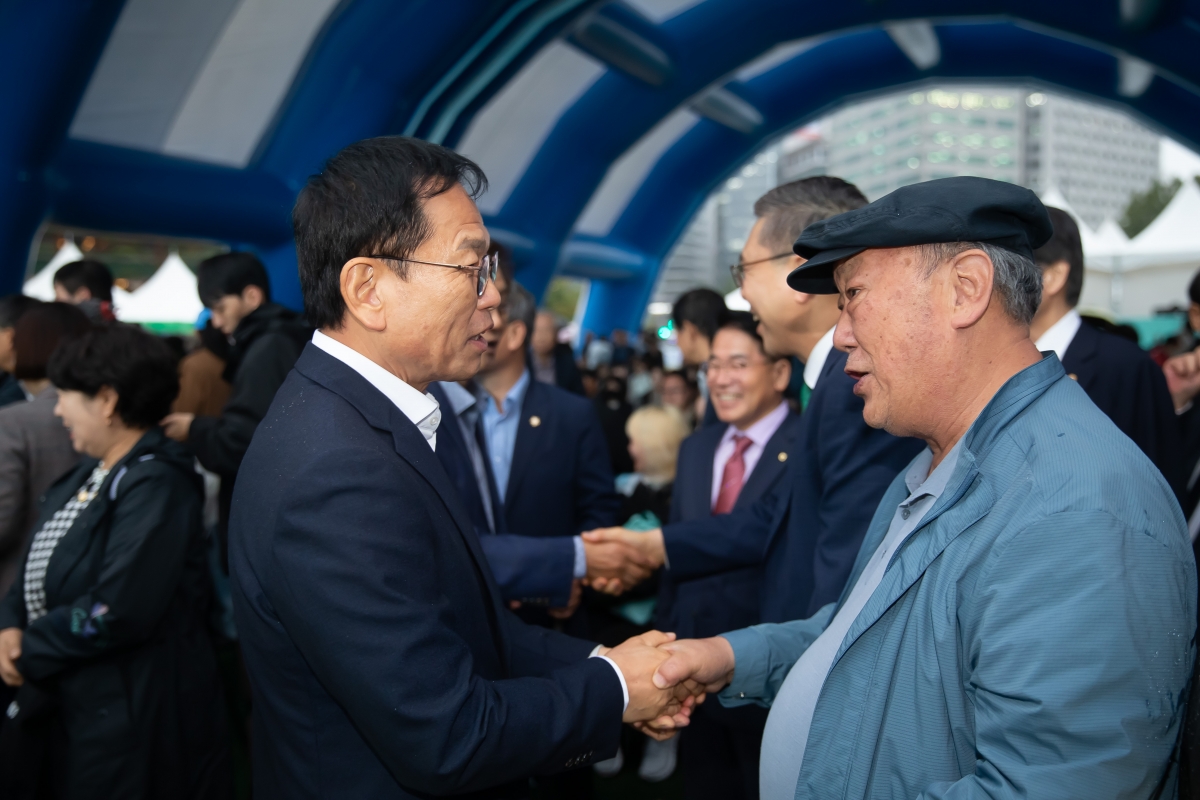 20241022-106[_P7U9596-구미 로컬푸드 페스타-서울시청광장.jpg