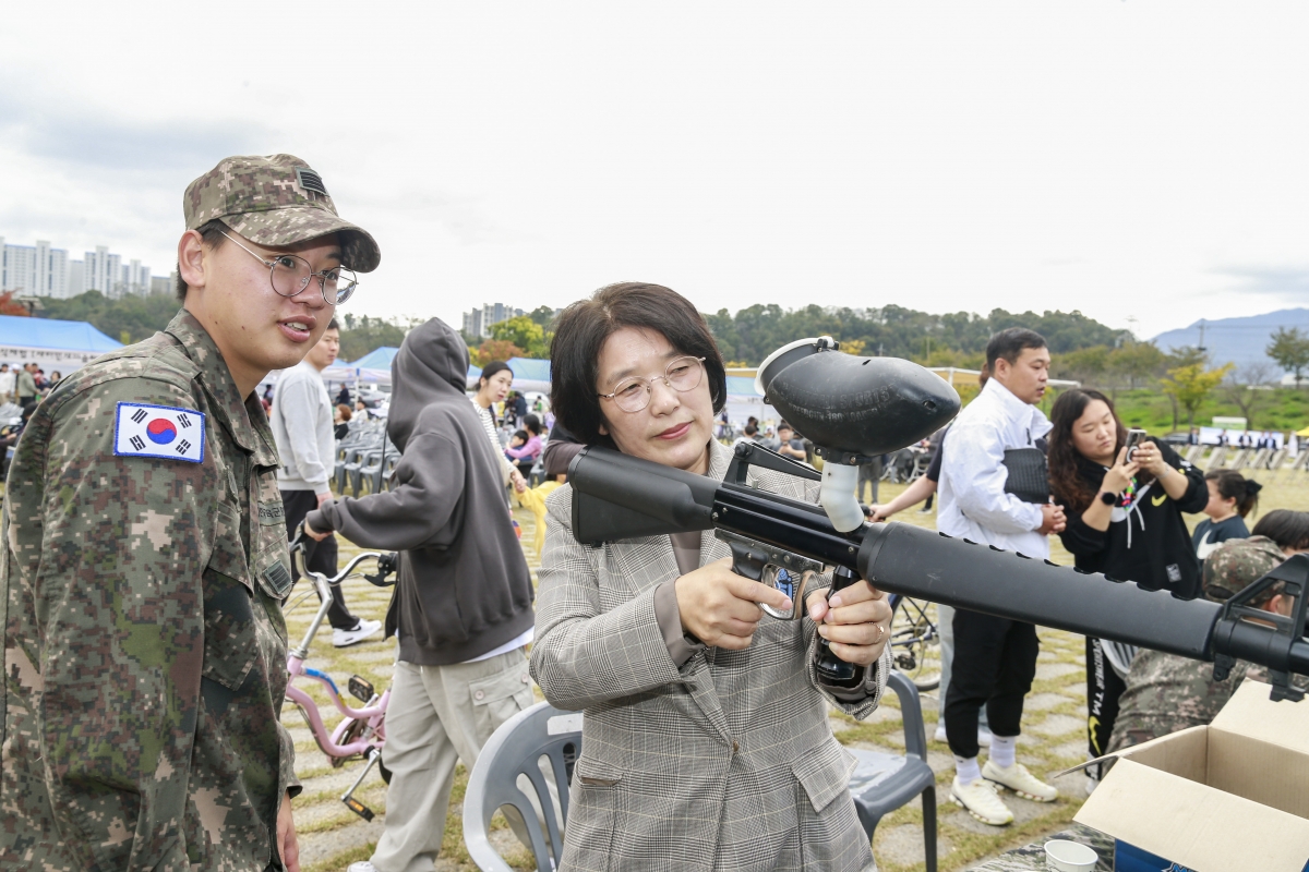 20241026-075[_P7U0244-1-한국자유총연맹 구미시지회 시민안보의식강화 및 한마음대회.JPG