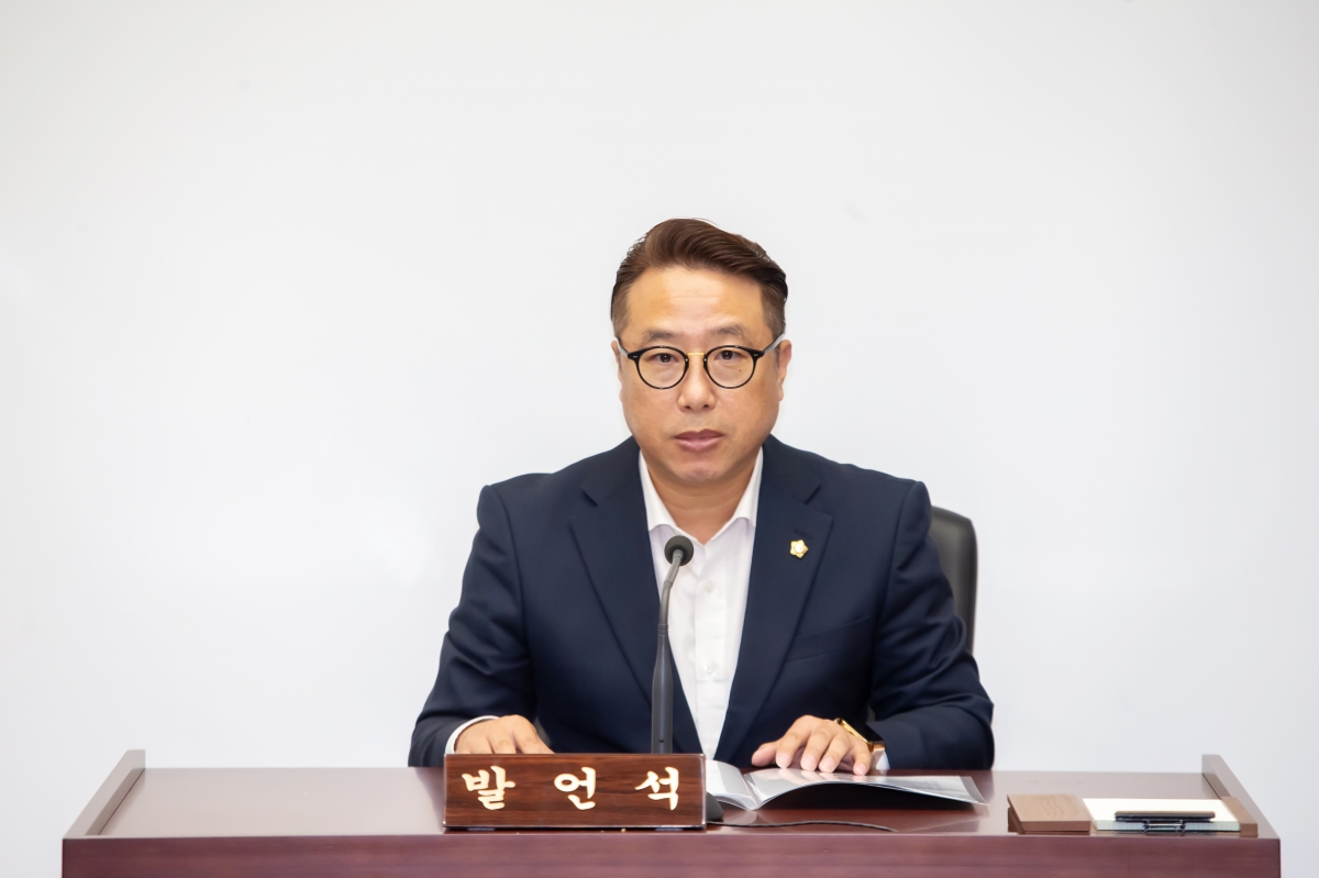 20241115-010[_P7U3248-페회중 의회운영위원회 활동.jpg
