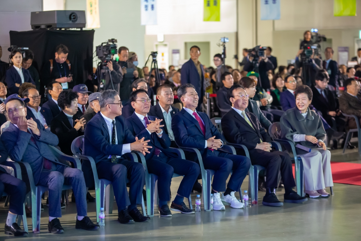 20241114-050[_P7U3046-박정희 대통령 탄신 107돌 숭모제 및 기념식.jpg