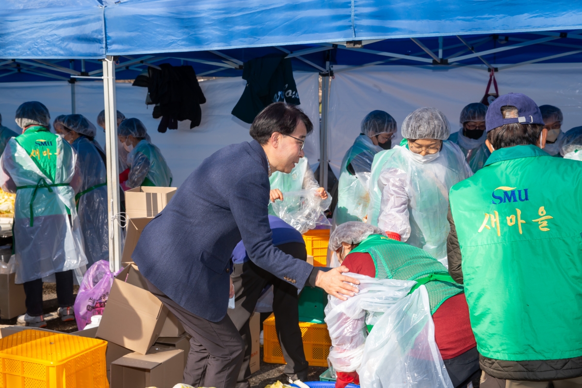 20241122-067[_P7U3915-2024 새마을부녀회 사랑의 김장 나누기.jpg