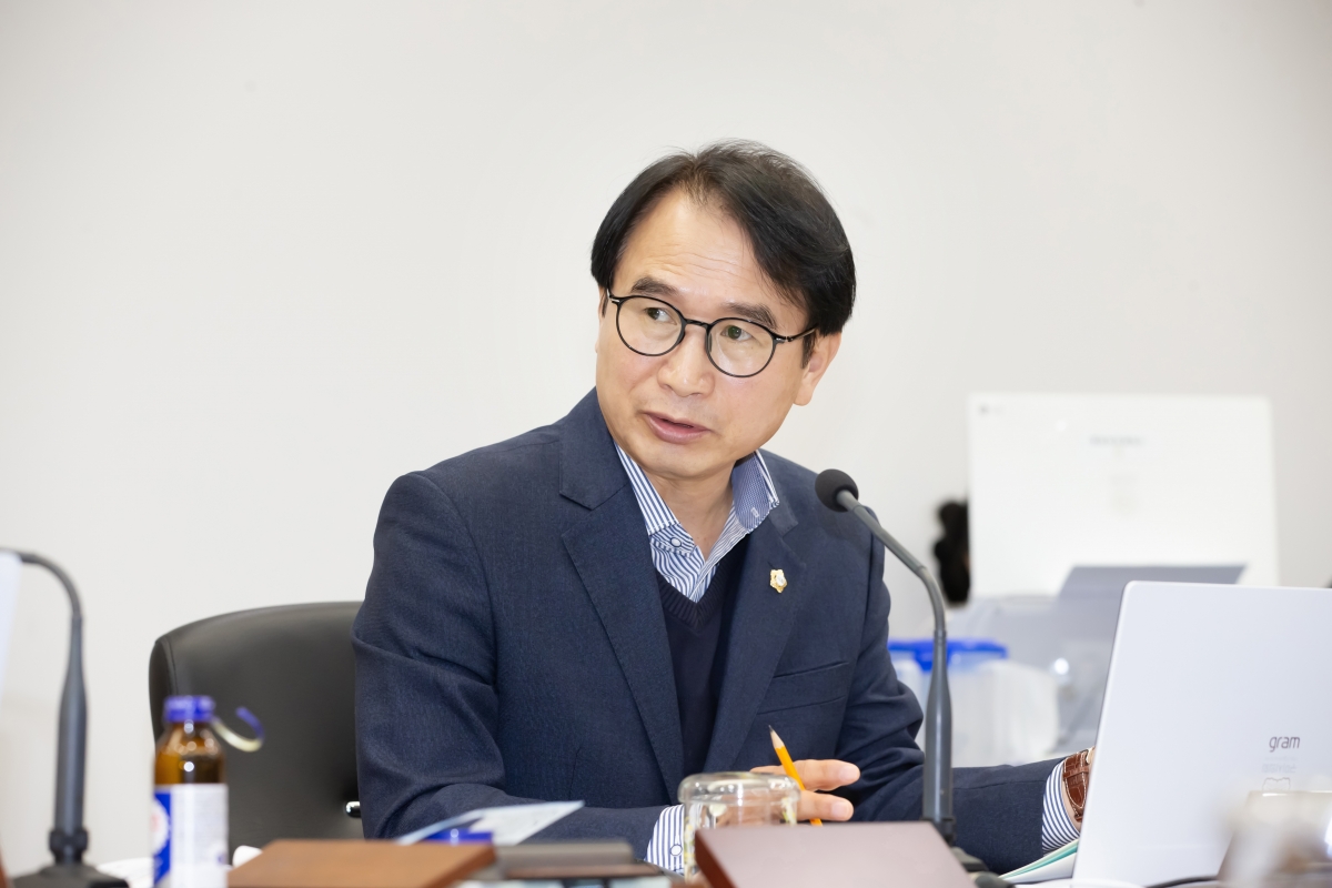 20241126-036[_P7U4652-제262회 정례회시 기획행정위원회 조례안 심사활동.jpg