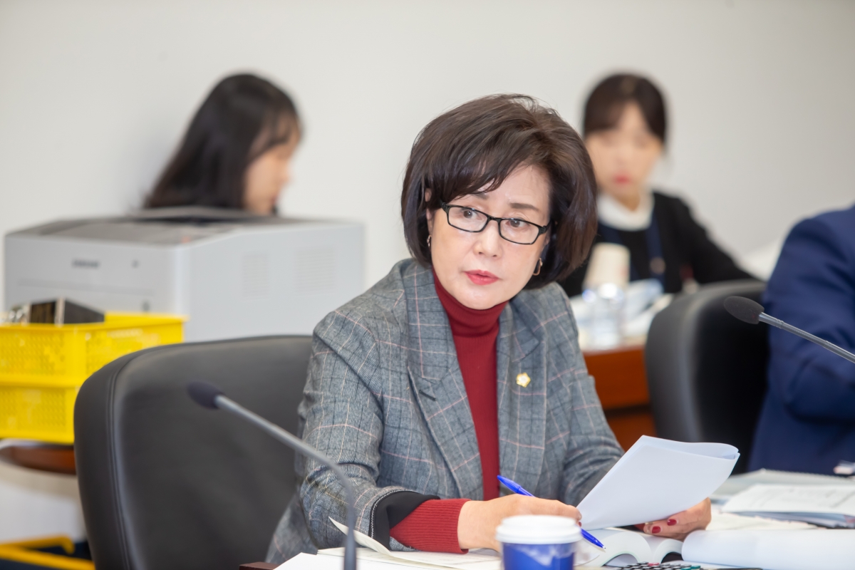 20241128-024[_P7U5007-제262회 정례회시 산업건설위원회 2025년도 예산안 및 기금운용계획안 예비심사활동.jpg