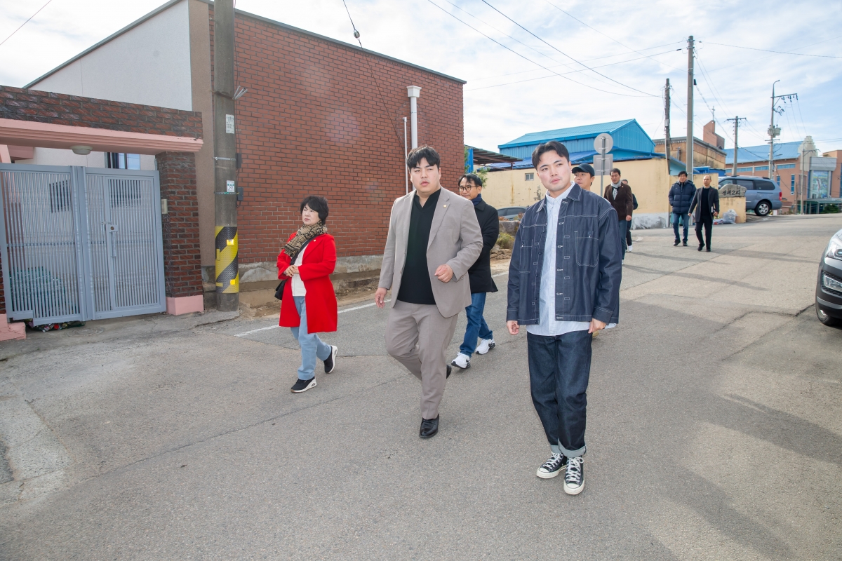20241203-028[_P7U5599-제262회 정례회시 기획행정위원회 영덕군 뚜벅이마을 비교견학.jpg