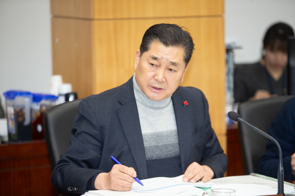 20241204-012[_P7U5697-제262회 정례회시 예산결산위원회 2025년도 예산안 및 기금운용계획안 심사활동.jpg