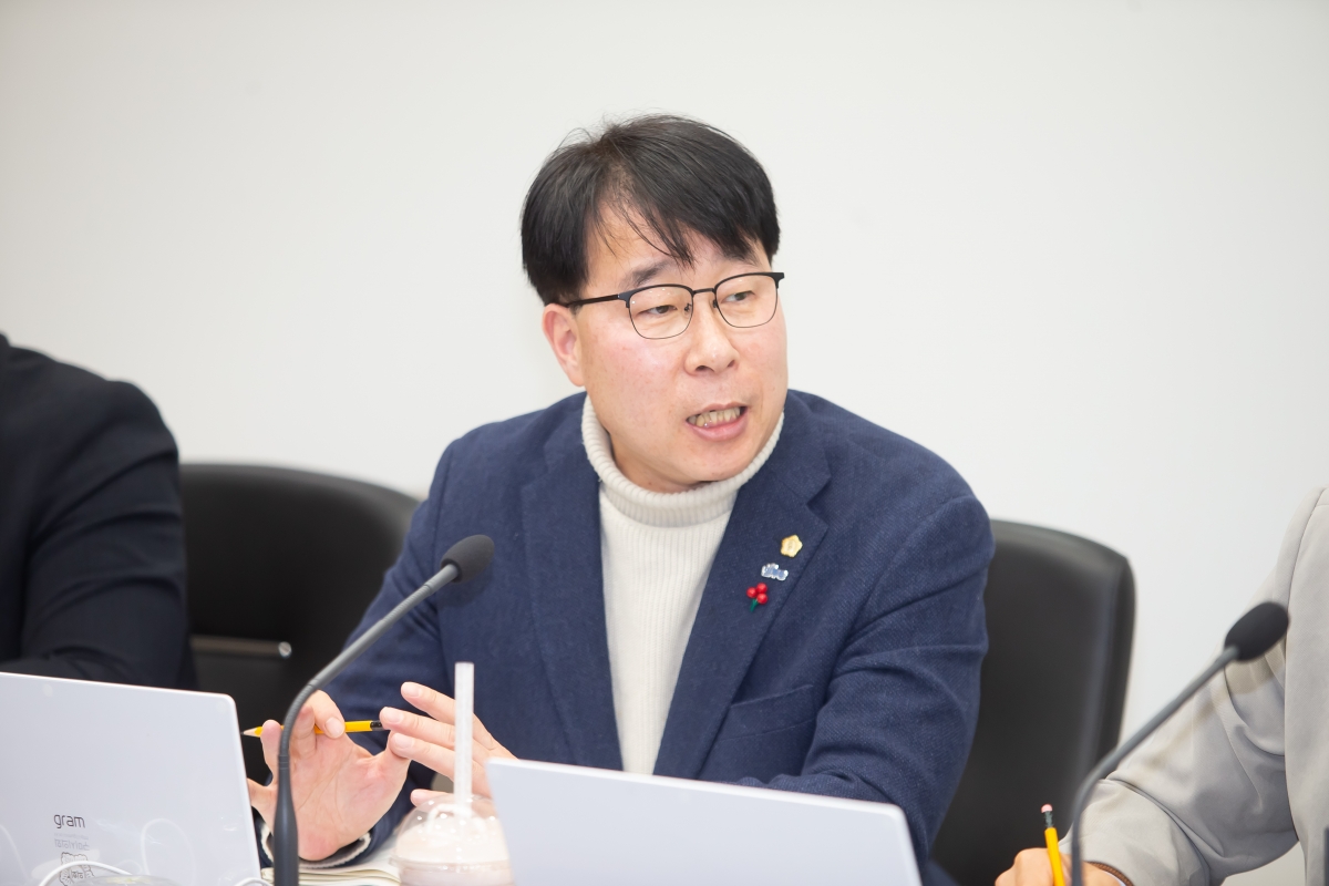 20241205-014[_P7U5829-제262회 정례회시 예산결산위원회 2025년도 예산안 및 기금운용계획안 심사활동.jpg
