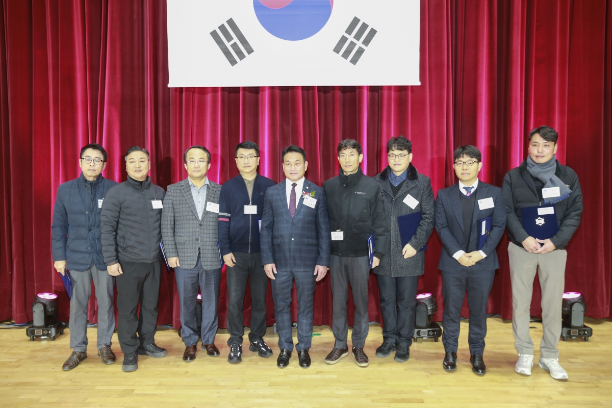 20241207-010[_P7U6030-1-구미고등학교 총동창회 회장 이취임식.jpg