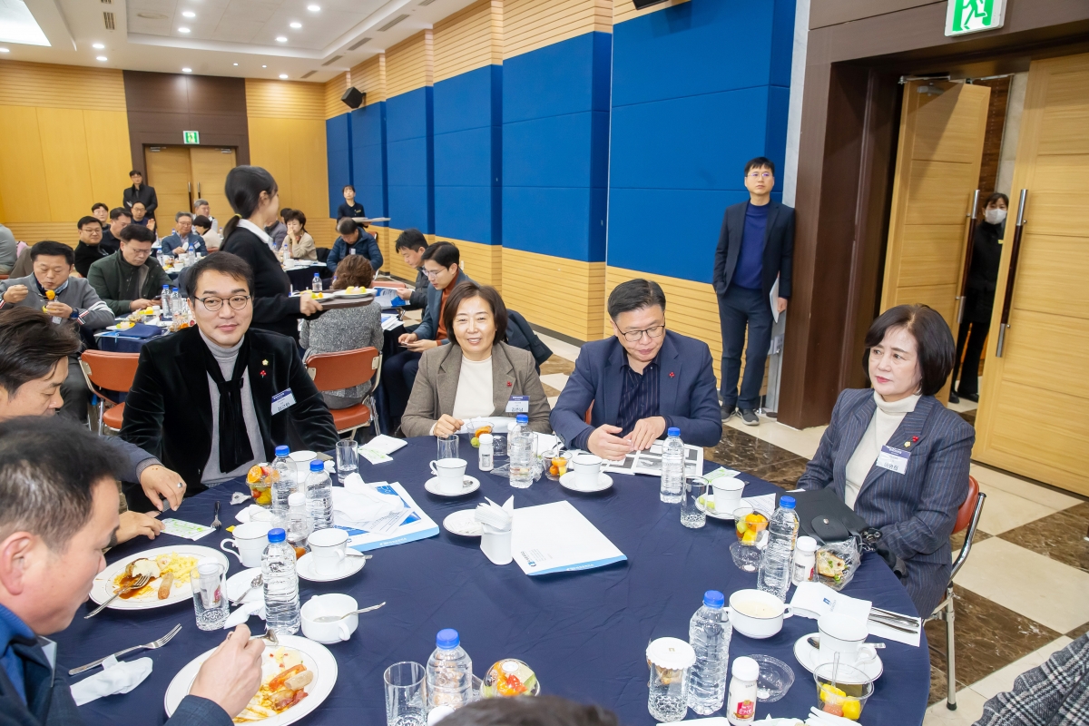 20241210-008[_P7U6202-경북 CEO 포럼.jpg