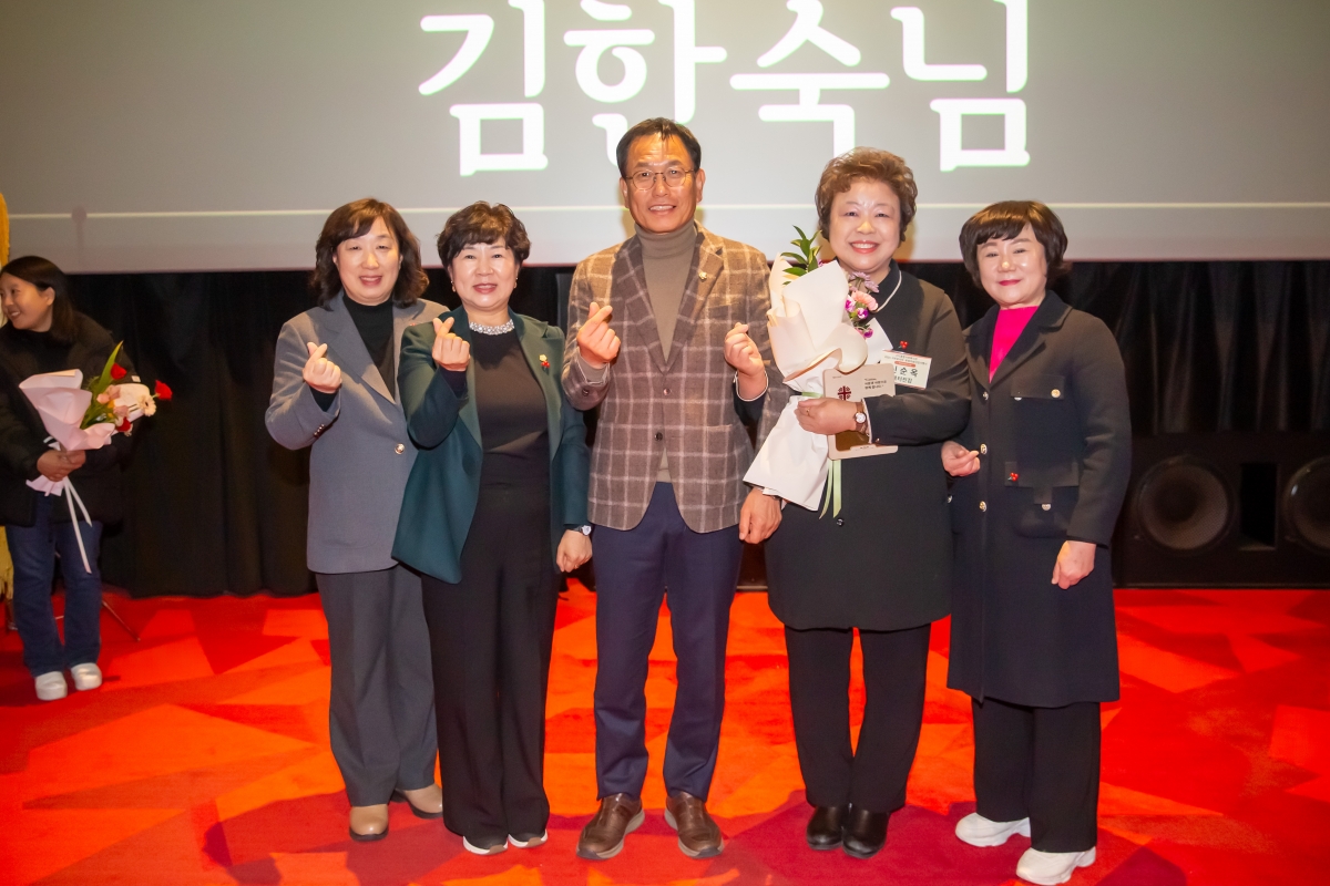 20241212-096[_P7U6570-구미종합사회복지관 송년감사의 날.jpg