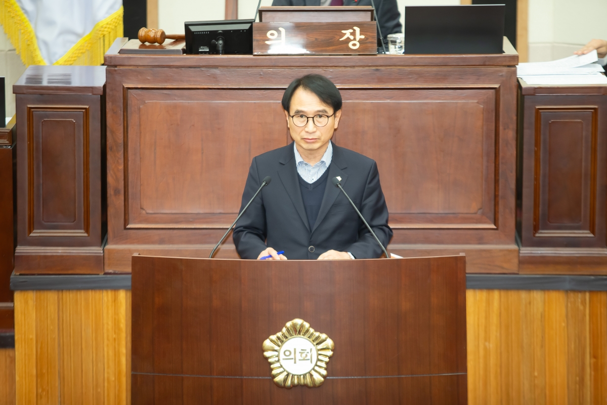 20241217-019[_P7U6883-제262회 정례회 제3차 본회의시 이상호 의원 시정질문.jpg