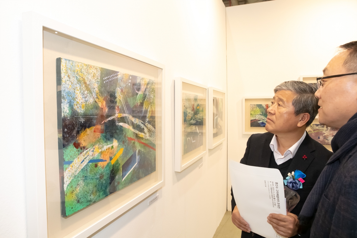 20241219-107[IMG_6700-제6회 구미아트페어 개회식.jpg