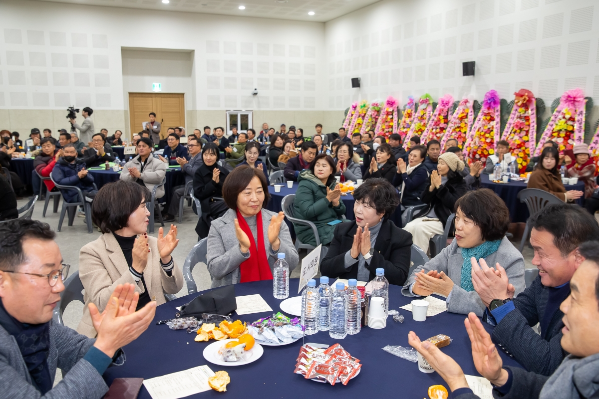 20250109-025[_P7U9023-새마을지도자구미시협의회장 취임식.jpg