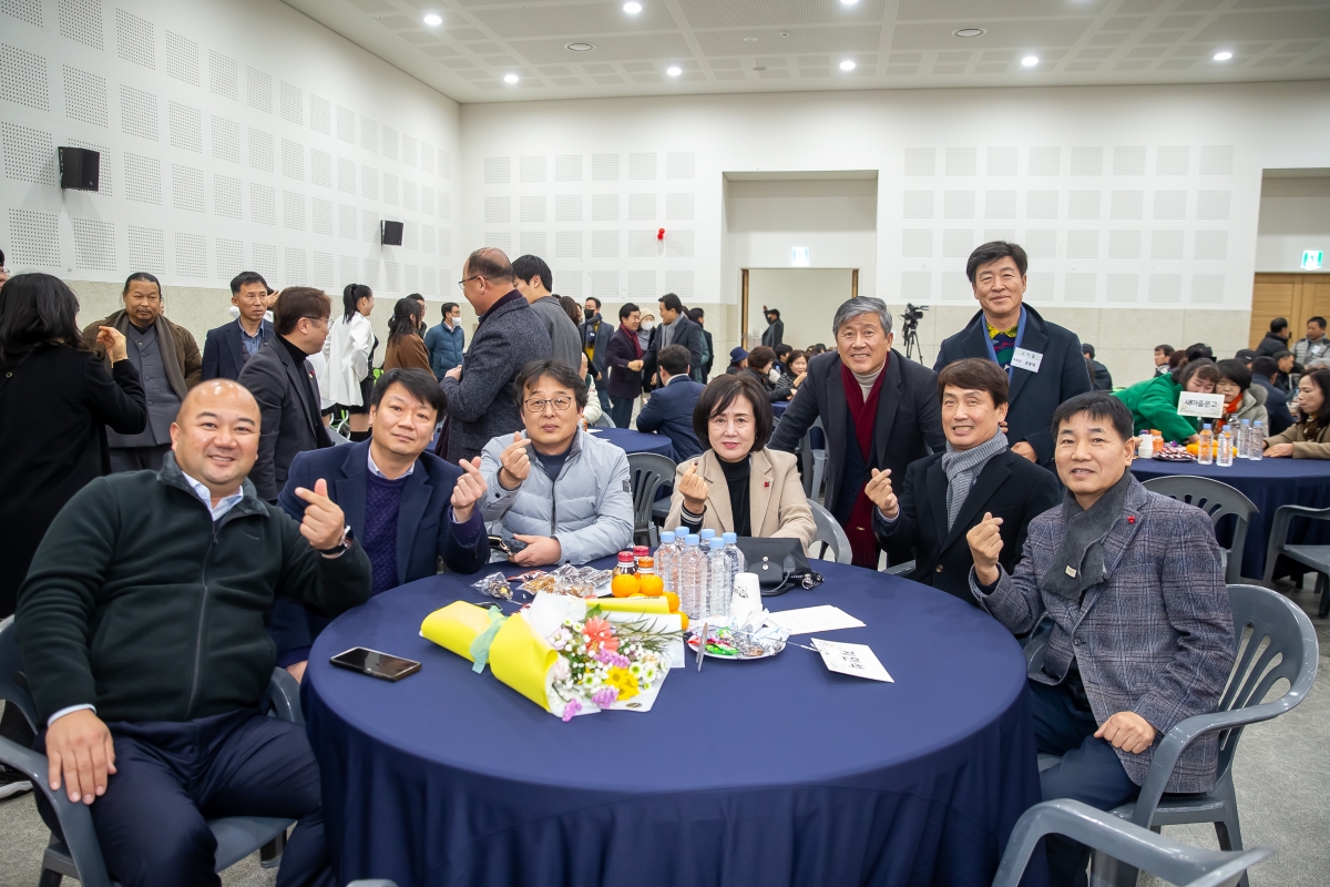 20250109-008[_P7U8981-새마을지도자구미시협의회장 취임식.jpg