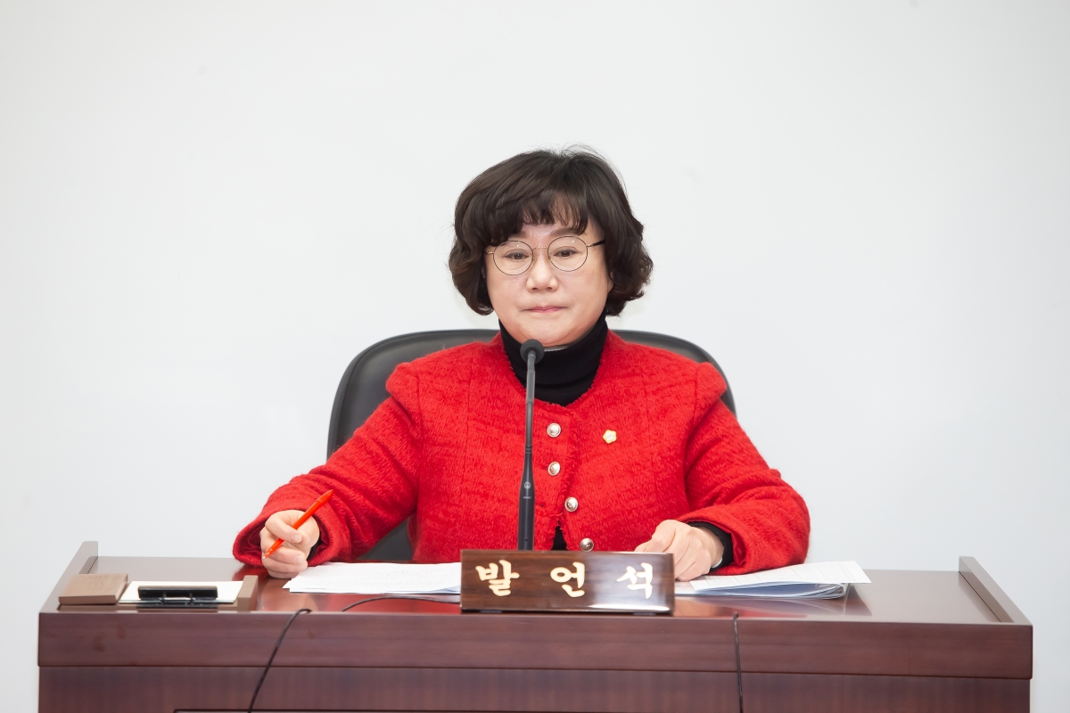 20250115-052[_P7U9598-제283회 임시회시 문화환경위원회 조례안 심사활동.jpg