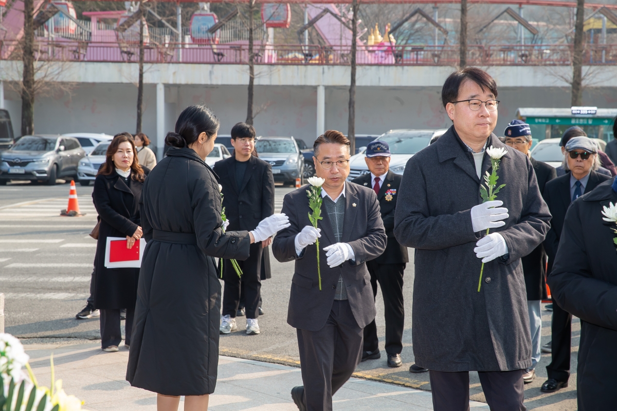 20250122-033[_P7U9922-박희광 선생 55주기 추모식.jpg