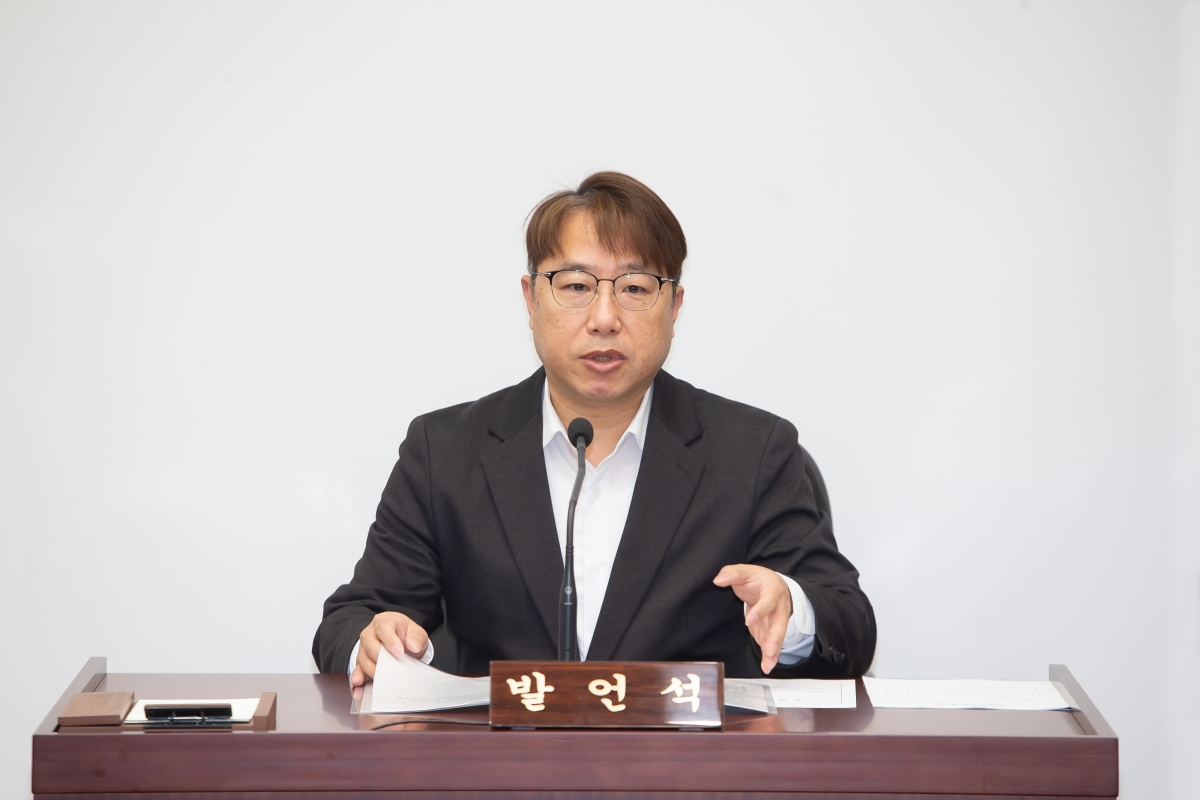 20250203-008[_P7U0313-폐회중 의회운영위원회 활동.jpg