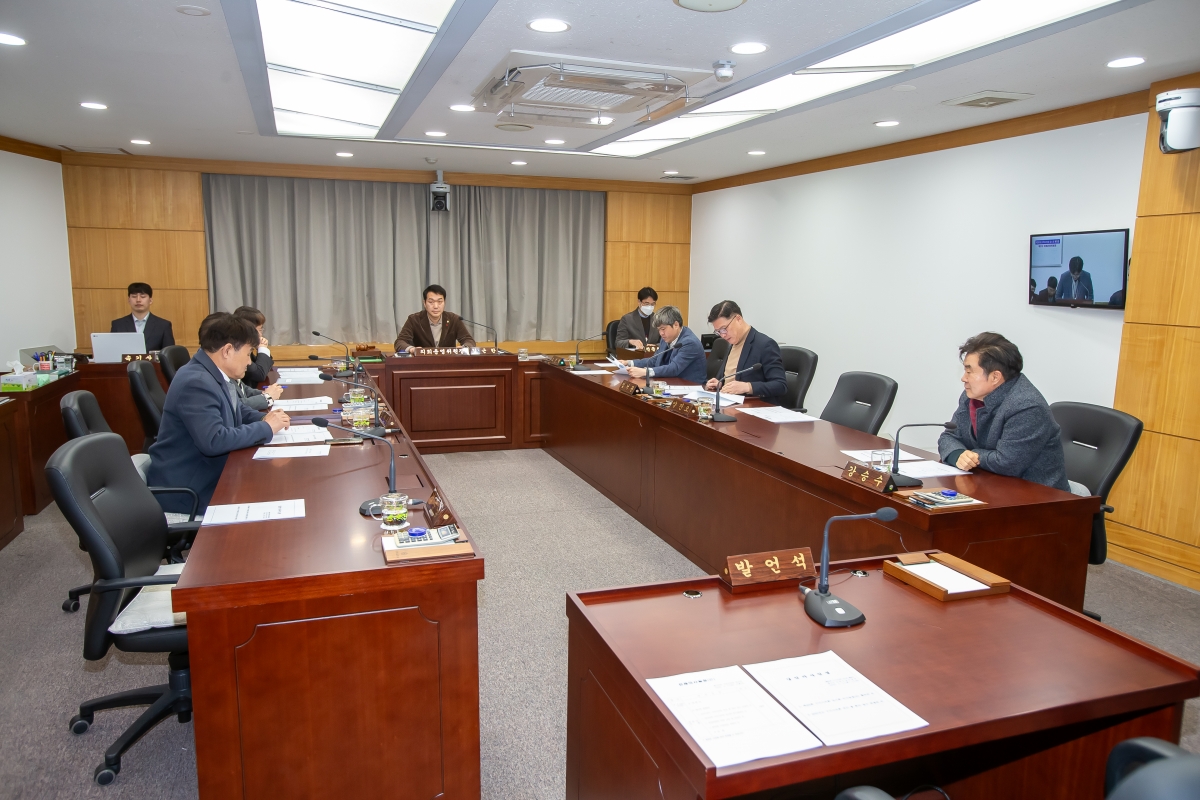 20250203-003[_P7U0300-폐회중 의회운영위원회 활동.jpg