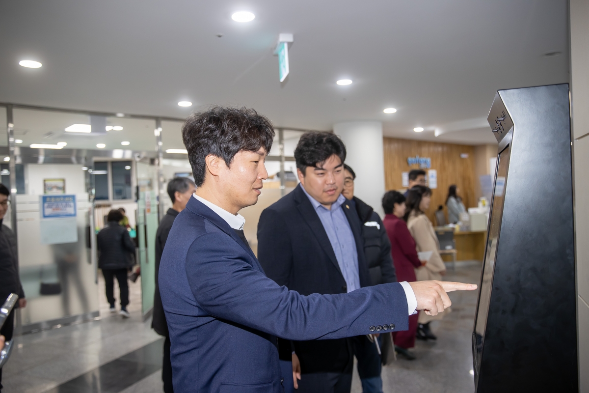 20250227-043[IMG_0223-기획행정위원회 포항시 평생학습원 비교견학.jpg