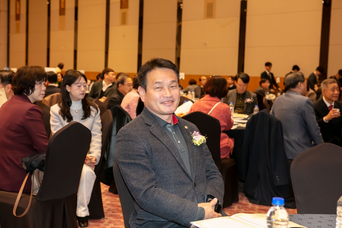 20250227-065[IMG_7600-제39회 경북경영자총협회 정기총회.jpg