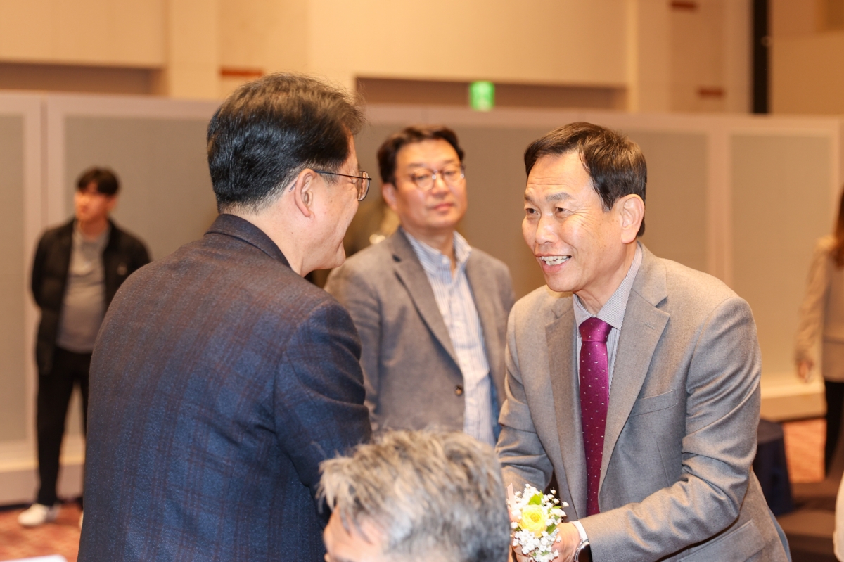 20250308-001[AMG_1972-1-경북배구협회 제26대 회장 취임식.JPG