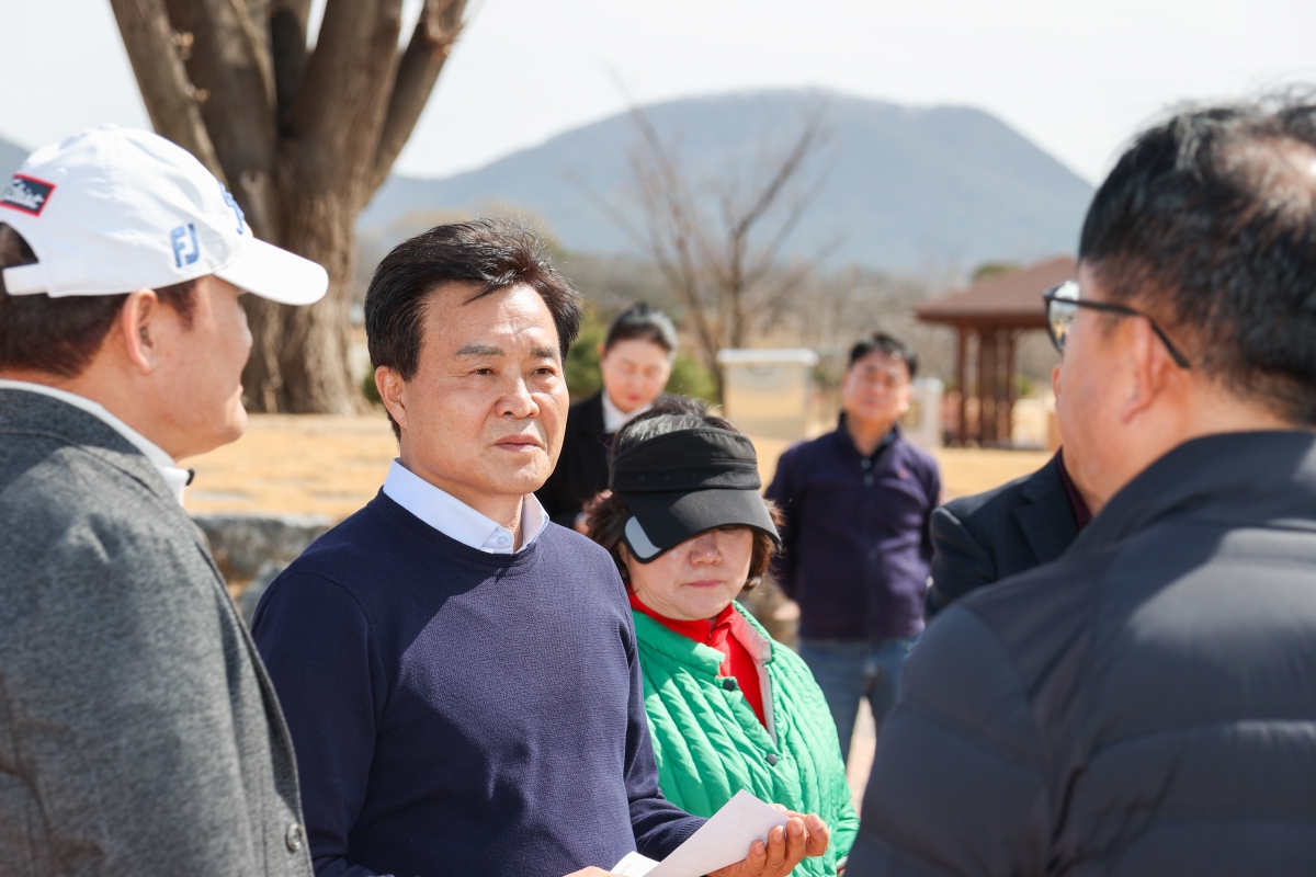 20250313-036[AMG_2814-1-제285회 임시회시 문화환경위원회 동락파크골프장 현장방문활동.JPG