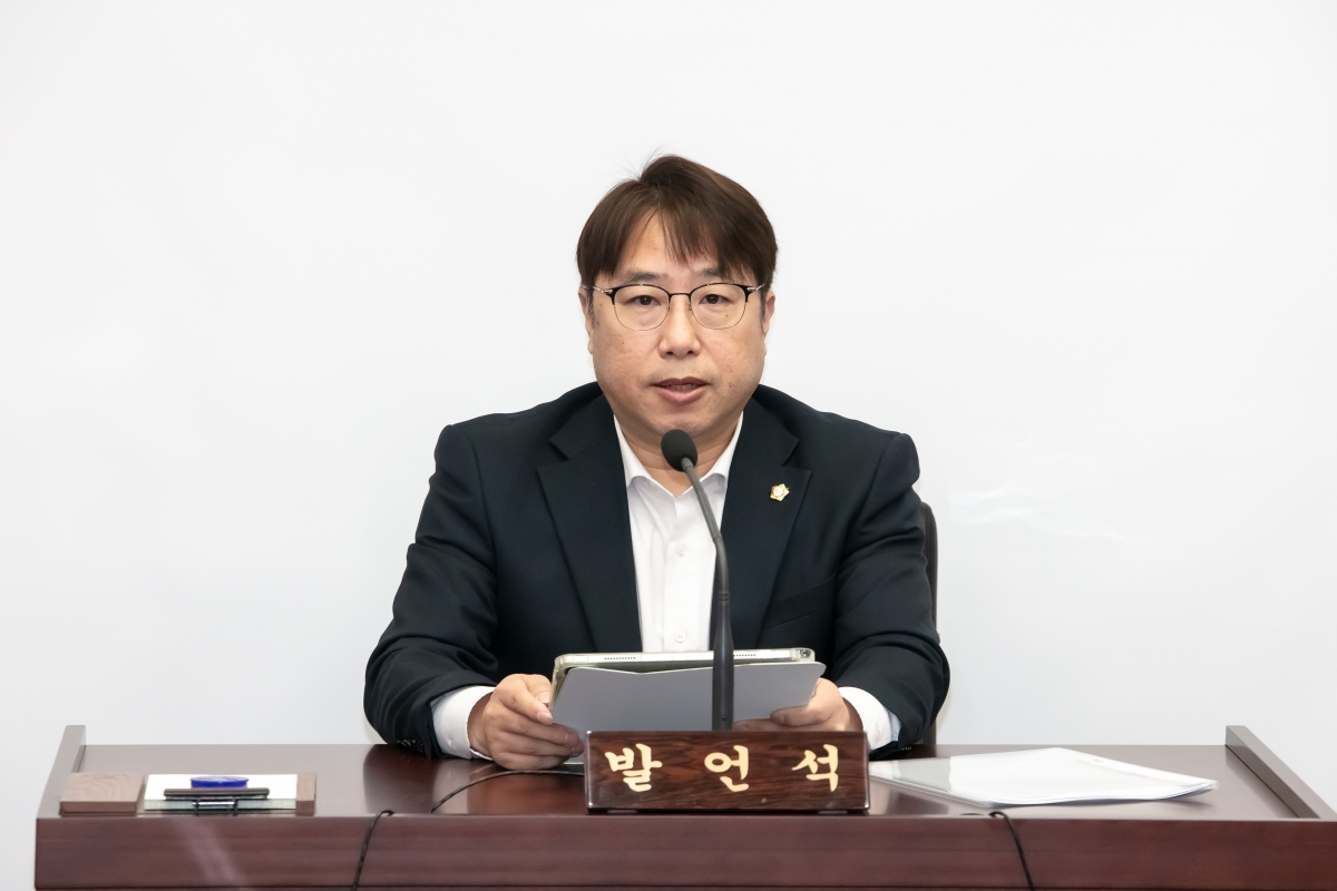 20250314-015[IMG_8007-제285회 임시회시 기획행정위원회 조례안 심사활동.JPG