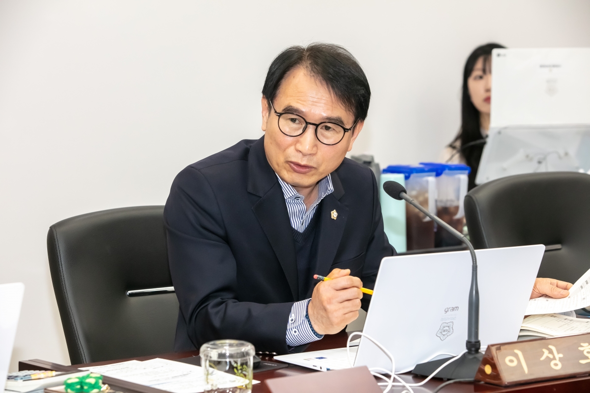 20250314-044[IMG_8090-제285회 임시회시 기획행정위원회 조례안 심사활동.jpg