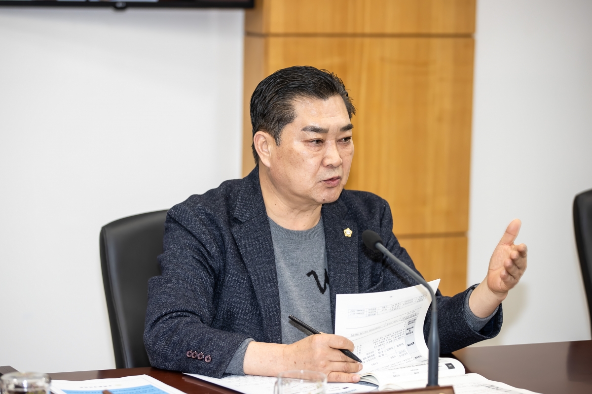 20250314-076[AMG_3203-제285회 임시회시 문화환경위원회 조례안 심사활동.JPG