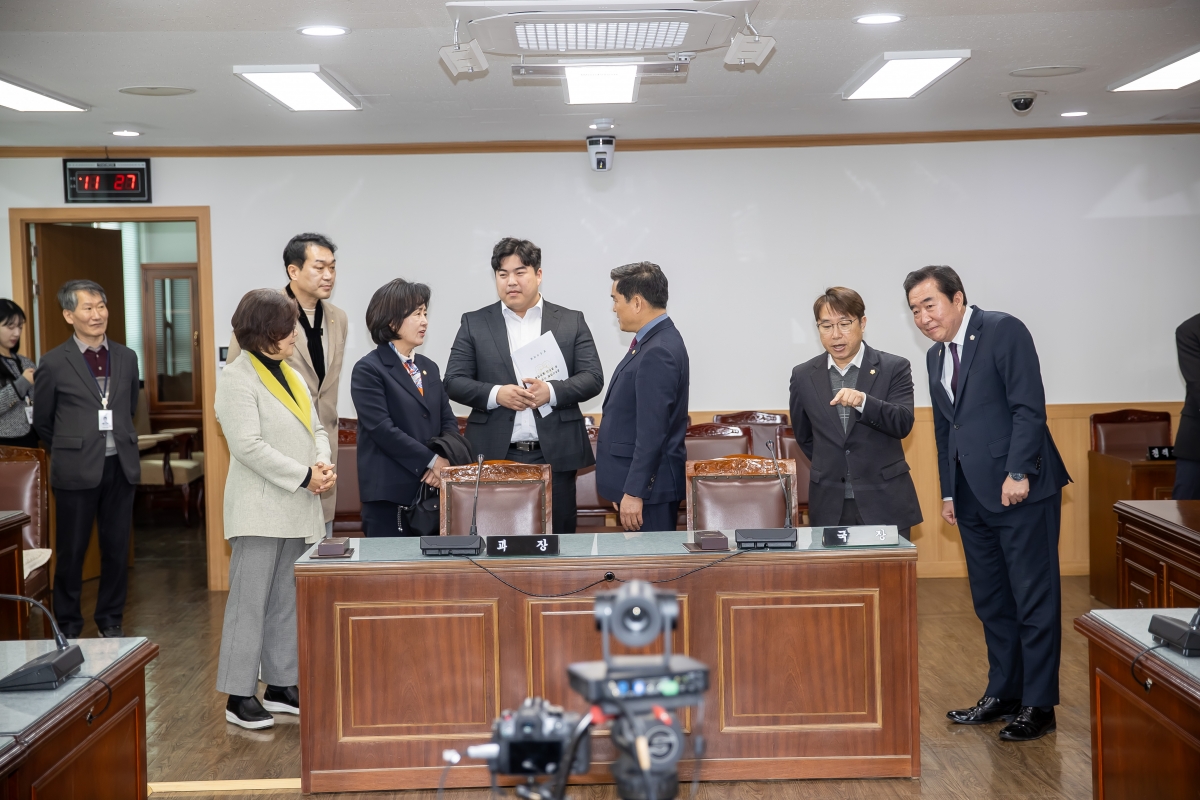 20250317-055[AMG_3671-제285회 임시회시 기획행정위원회 경주시의회 방문.jpg