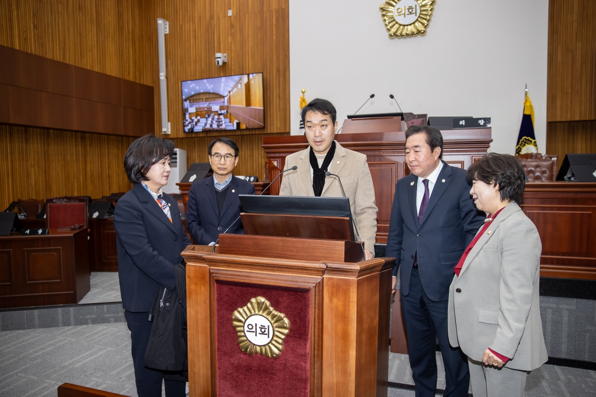 20250317-039[AMG_3630-제285회 임시회시 기획행정위원회 경주시의회 방문.jpg