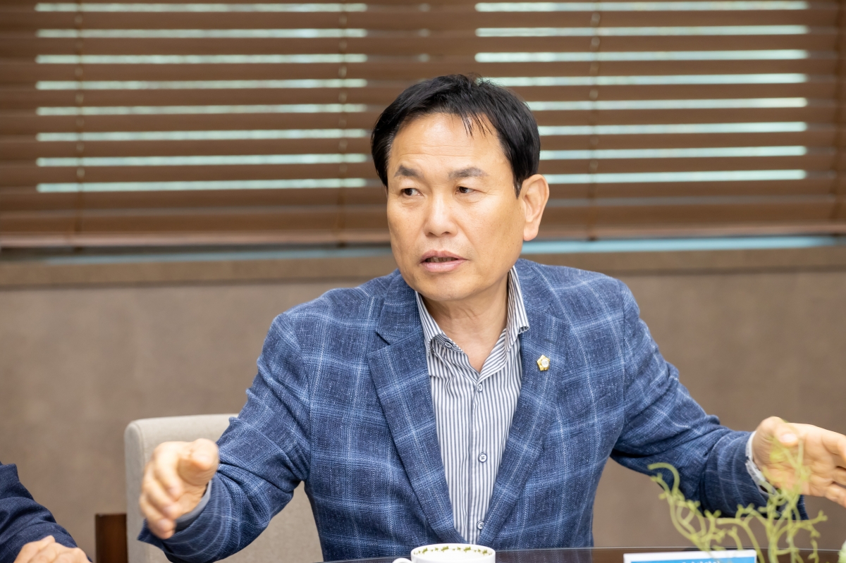 20250408-015[AMG_5446-2024 회계연도 결산검사위원 선임 위촉식.jpg
