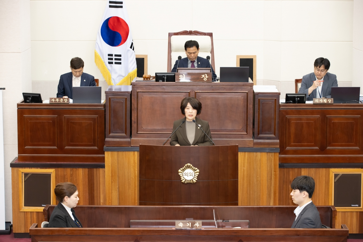 20250414-016[AMG_5694-제286회 임시회 제1차 본회의시 추은희 의원 5분 자유발언.jpg