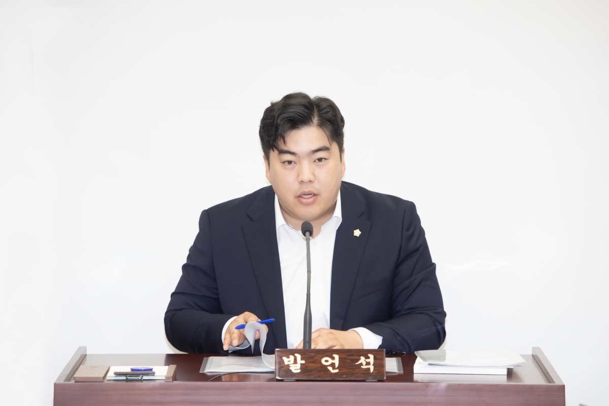 20250415-019[AMG_6012-제286회 임시회시 기획행정위원회 조례안 활동.jpg