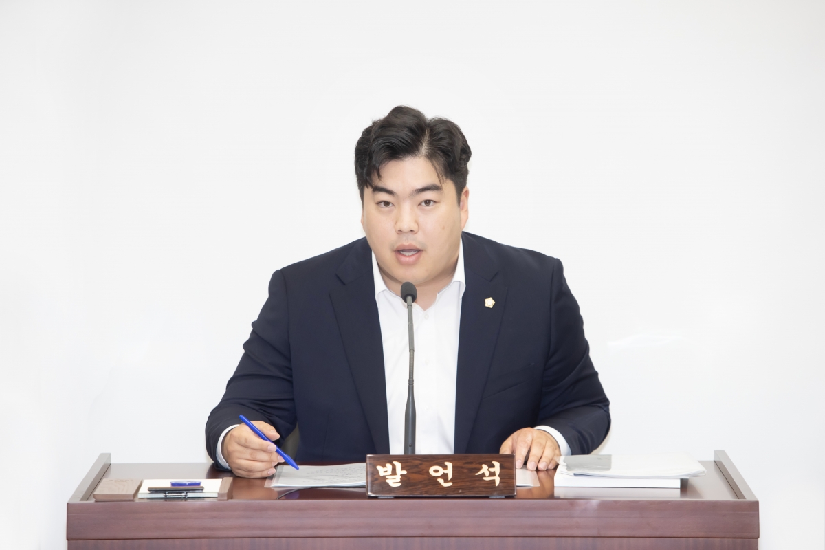 20250415-020[AMG_6015-제286회 임시회시 기획행정위원회 조례안 활동.jpg