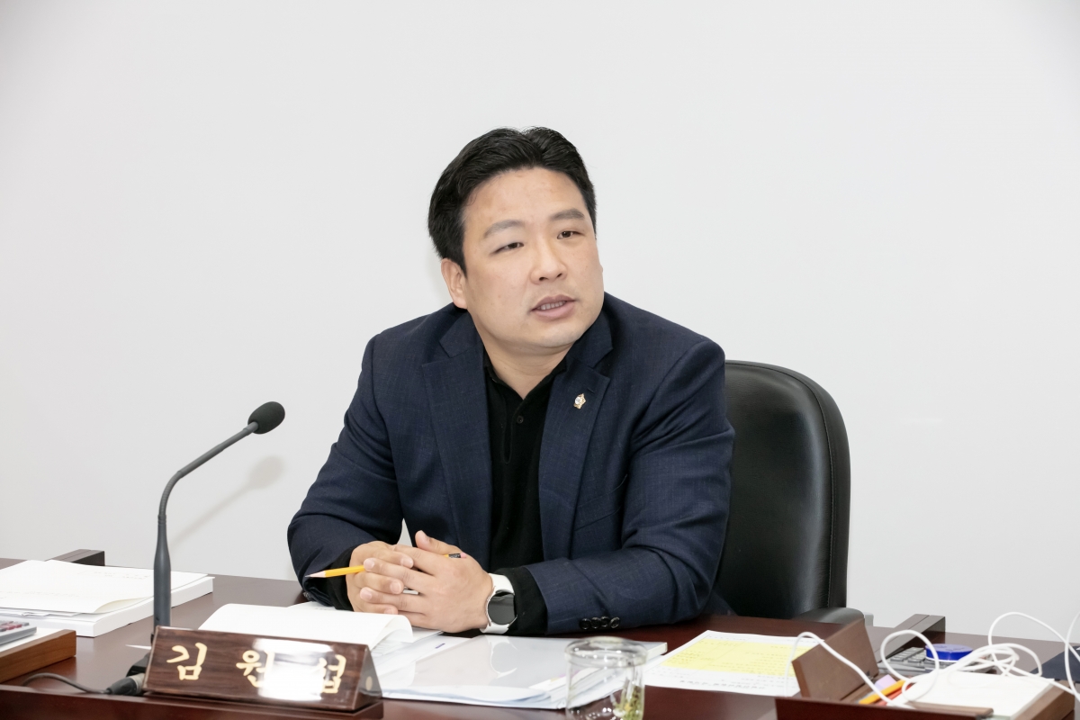 20250416-020[IMG_8593-제286회 임시회시 산업건설위원회 조례안 활동.jpg