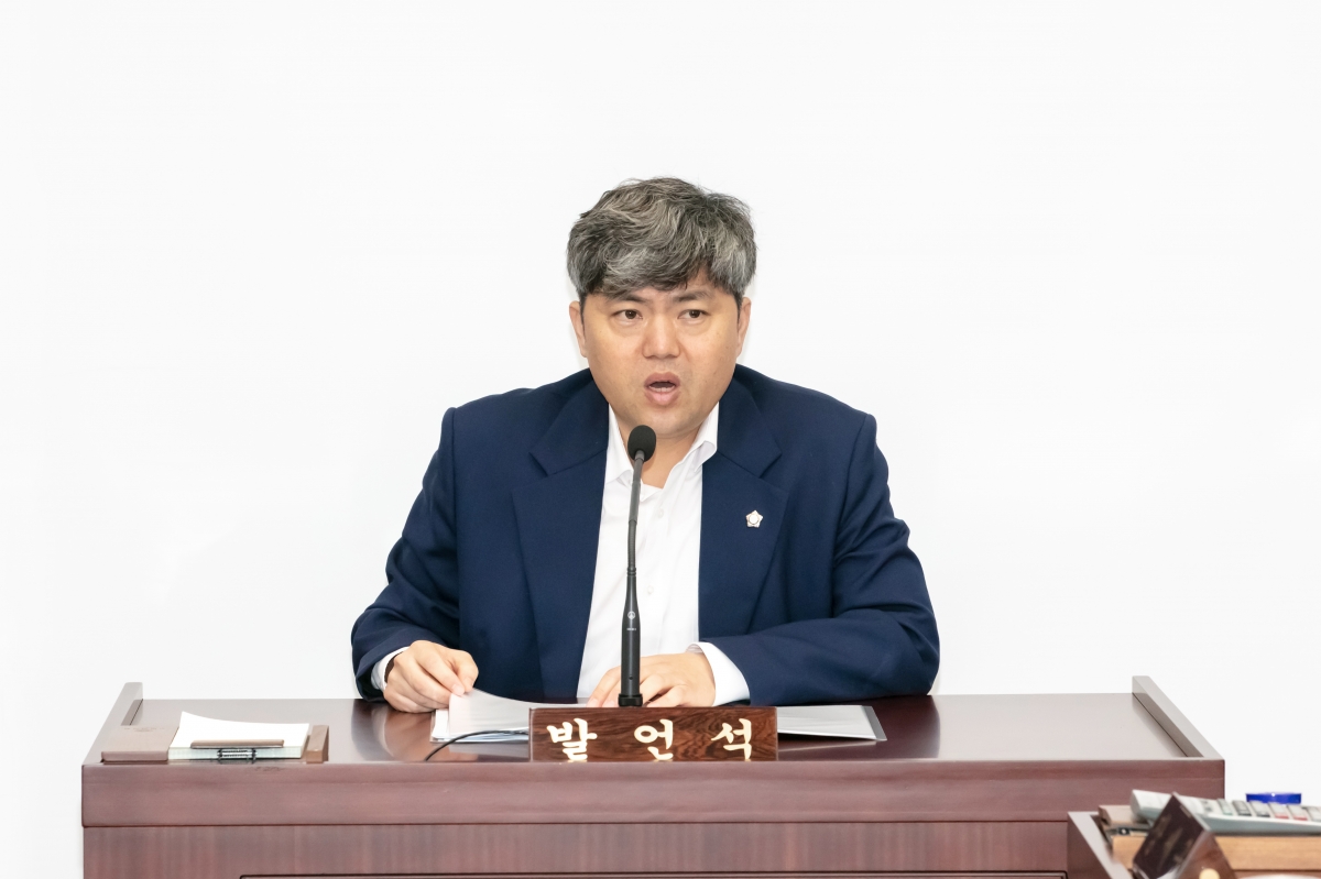 20250416-009[IMG_8544-제286회 임시회시 산업건설위원회 조례안 활동.jpg