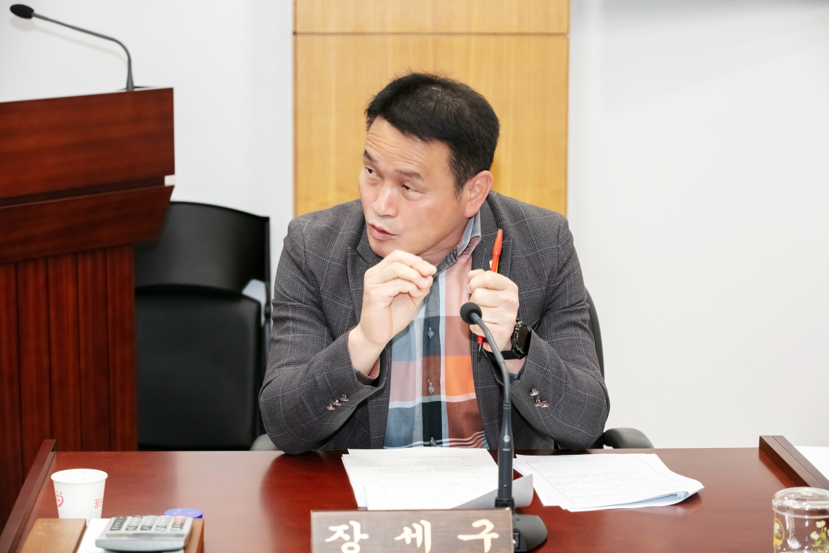 20250416-026[IMG_8612-제286회 임시회시 산업건설위원회 조례안 활동.jpg
