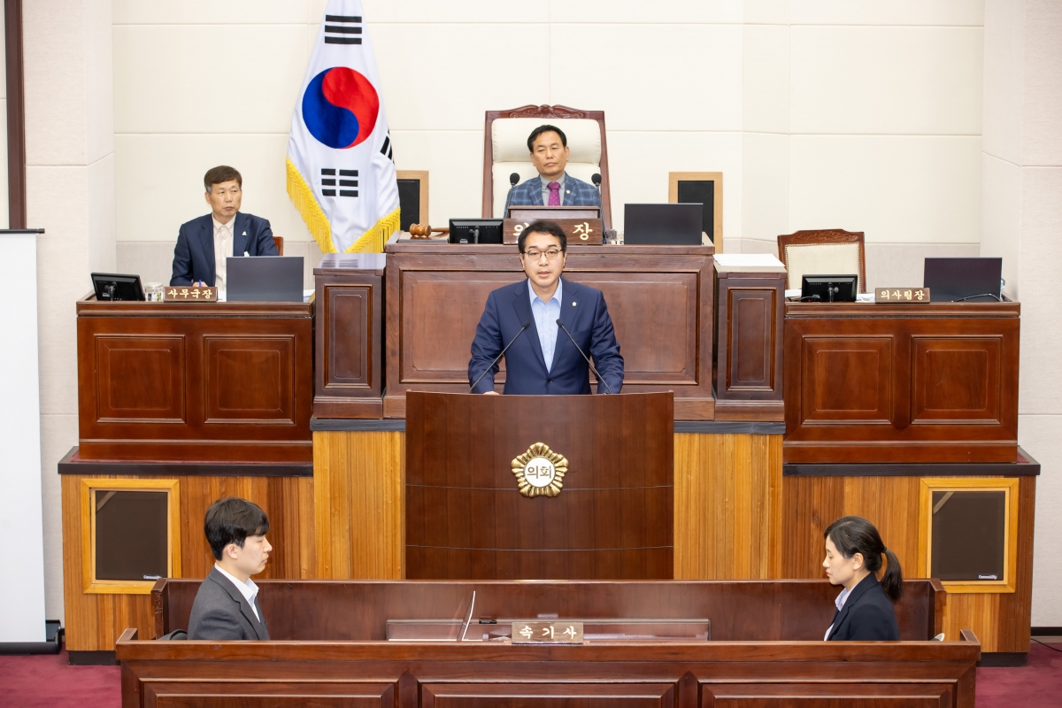 20250418-014-2[AMG_6602-제286회 임시회 제2차 본회의시 김근한 의원 5분 자유발언.jpg
