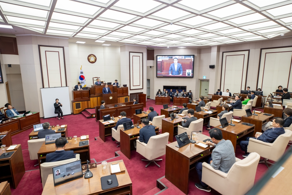 20250418-014-4[AMG_6605-제286회 임시회 제2차 본회의시 김근한 의원 5분 자유발언.jpg