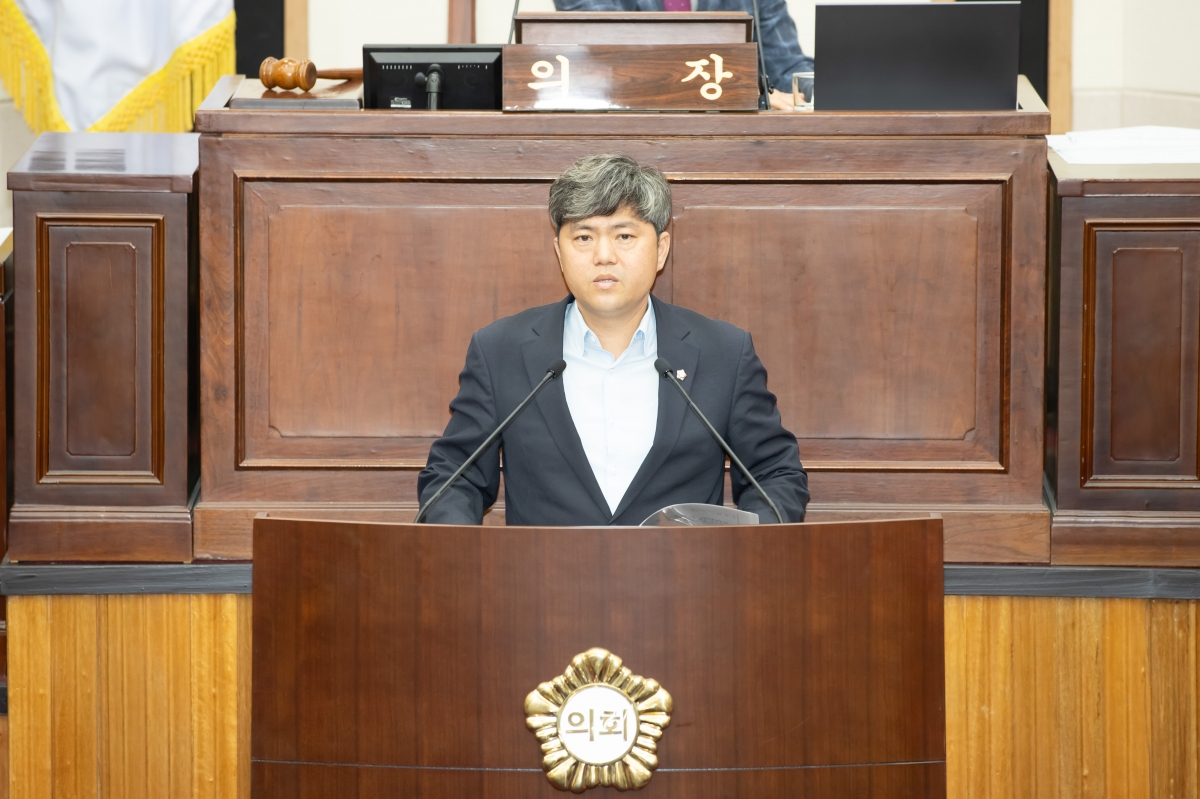 20250418-019[AMG_6630-제286회 임시회 제2차 본회의시 소진혁 의원 5분 자유발언.jpg
