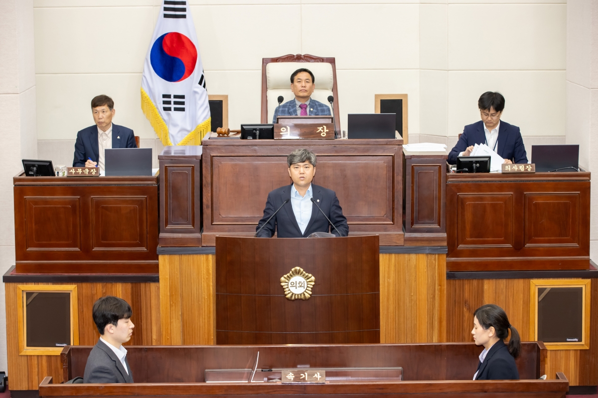 20250418-021[AMG_6643-제286회 임시회 제2차 본회의시 소진혁 의원 5분 자유발언.jpg