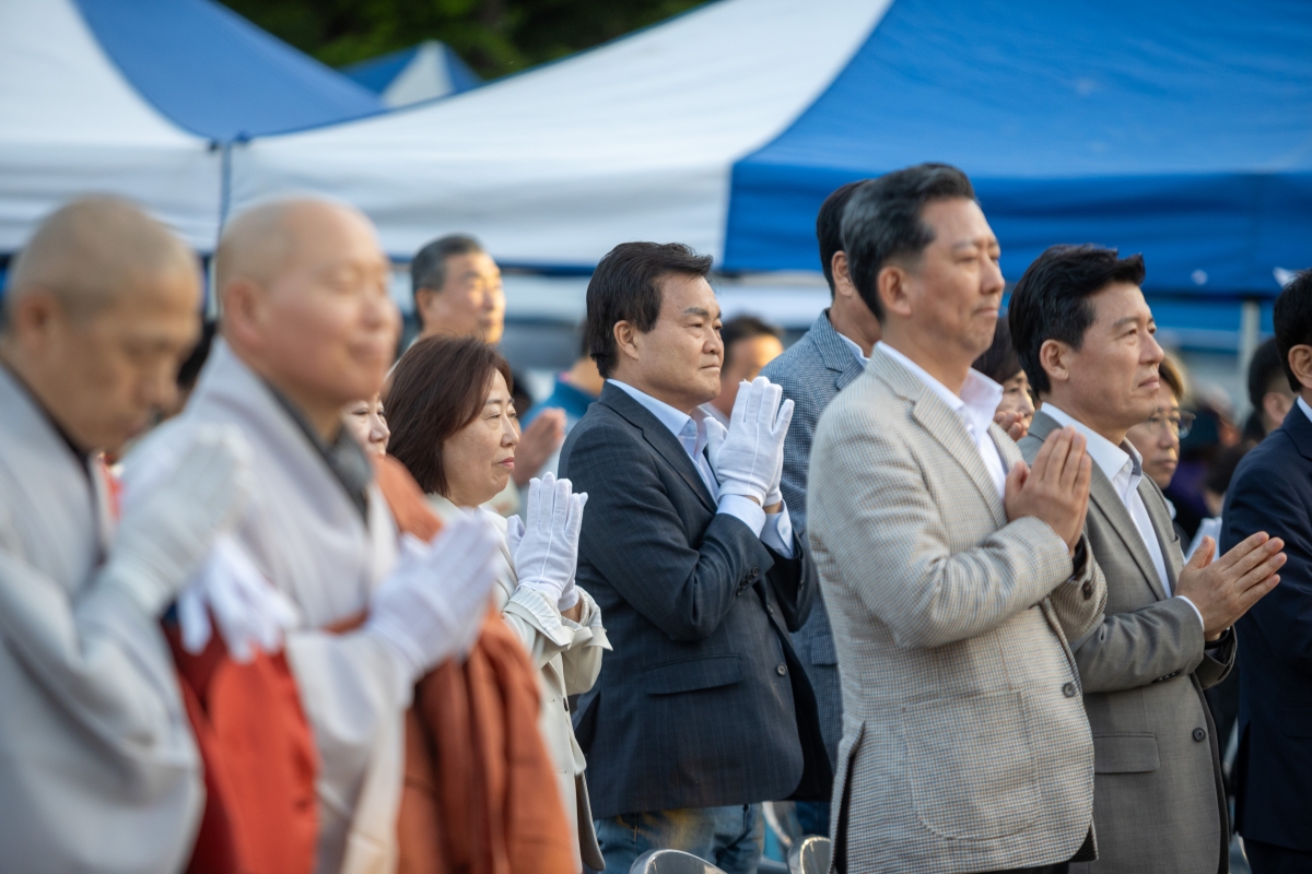 20250426-256[AMG_8036-1-불기 2569년 부처님 오신 날 연등 축제.JPG
