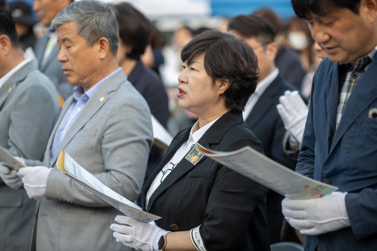20250426-219[AMG_7934-1-불기 2569년 부처님 오신 날 연등 축제.JPG