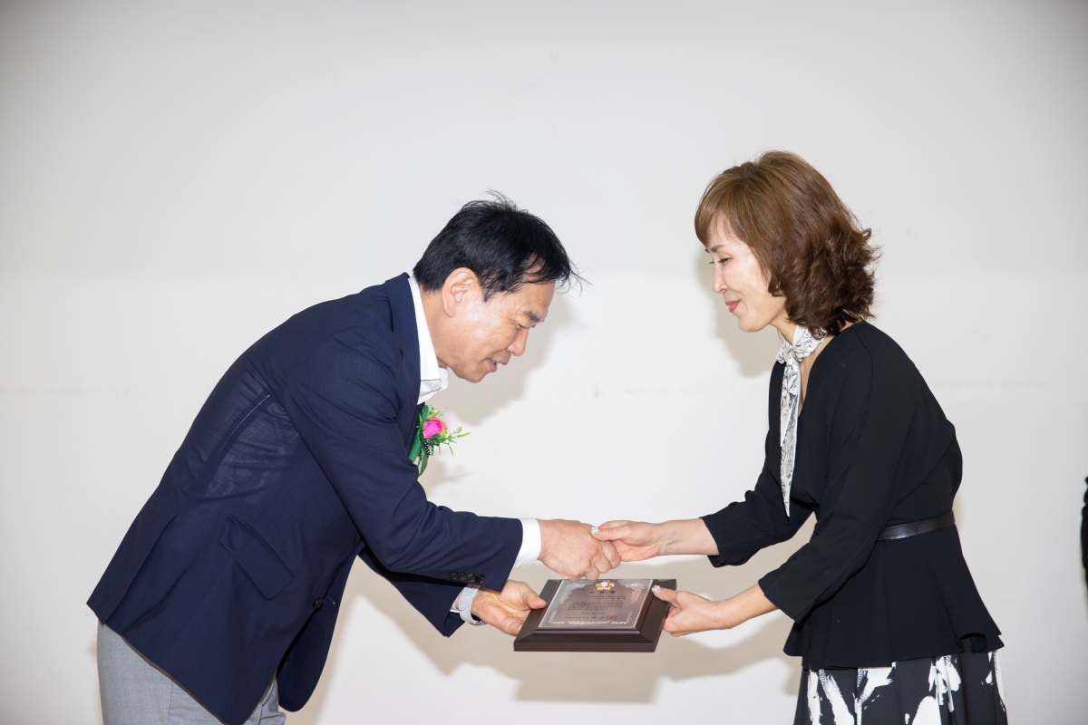 20250429-008[AMG_8133-1-대한미용사회 구미지부 정기총회.jpg