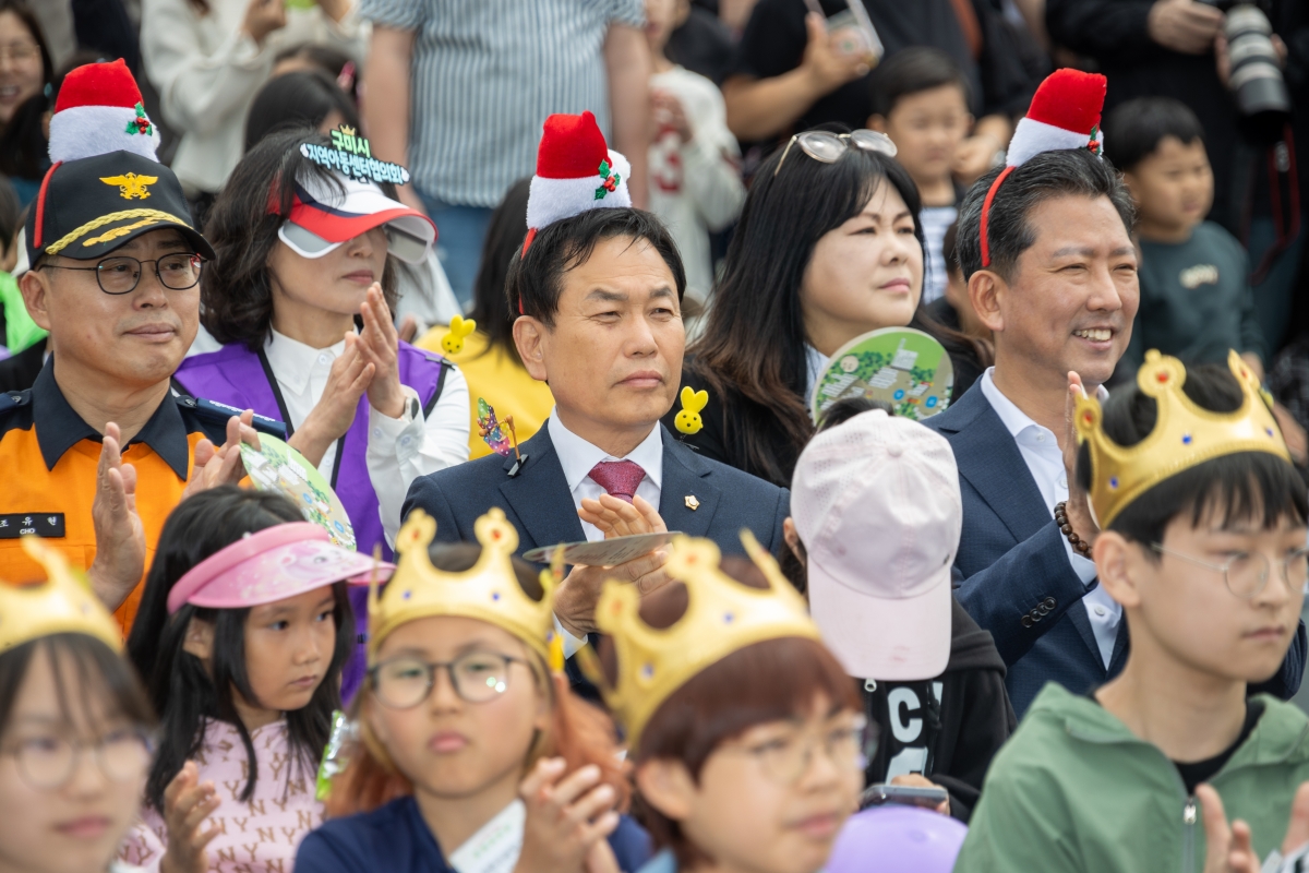 20250505-035[AMG_8649-1-재103회 어린이날 기념행사.jpg