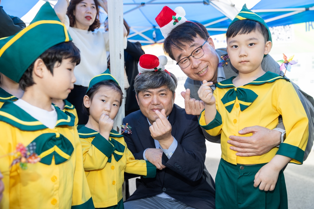 20250505-025[AMG_8609-1-재103회 어린이날 기념행사.jpg