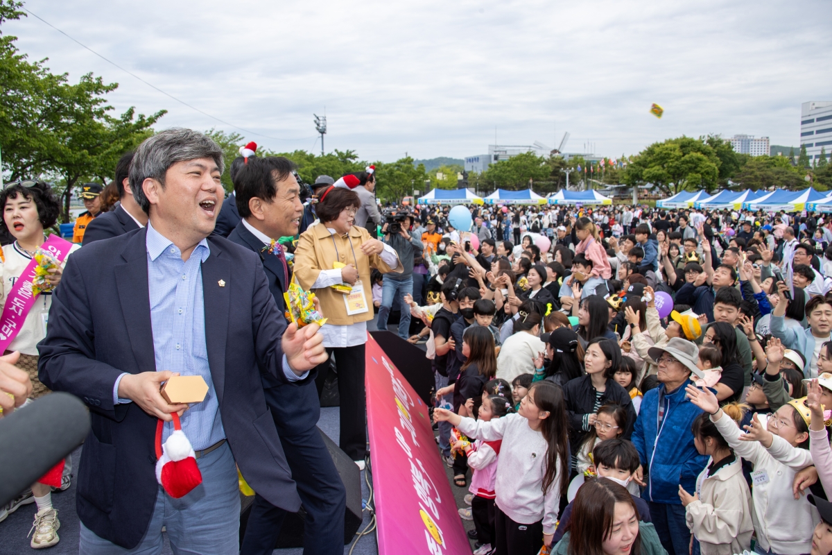 20250505-070[AMG_8803-1-재103회 어린이날 기념행사.jpg